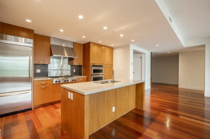 Photo 8 at 502 - 3335 Cypress Place, Cypress Park Estates, West Vancouver