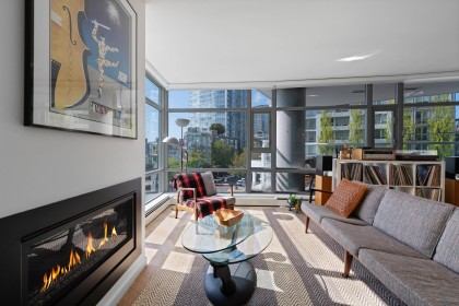 Photo 7 at 501 - 1199 Marinaside Crescent, Yaletown, Vancouver West