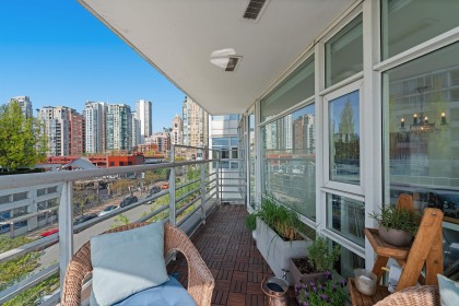Photo 24 at 501 - 1199 Marinaside Crescent, Yaletown, Vancouver West