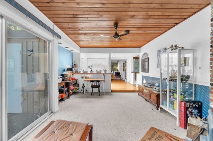 Photo 9 at 977 Belvedere Drive, Canyon Heights NV, North Vancouver