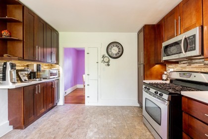 Photo 13 at 264 W Queens Road, Upper Lonsdale, North Vancouver