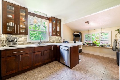 Photo 12 at 264 W Queens Road, Upper Lonsdale, North Vancouver