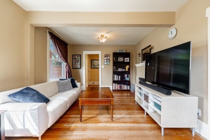 Photo 7 at 264 W Queens Road, Upper Lonsdale, North Vancouver