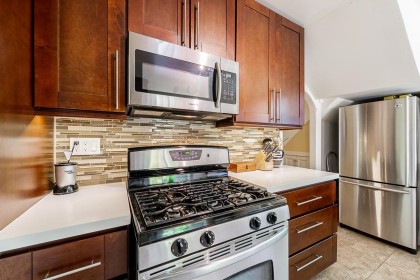 Photo 14 at 264 W Queens Road, Upper Lonsdale, North Vancouver