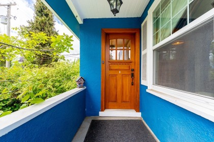 Photo 4 at 264 W Queens Road, Upper Lonsdale, North Vancouver
