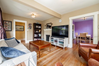 Photo 8 at 264 W Queens Road, Upper Lonsdale, North Vancouver