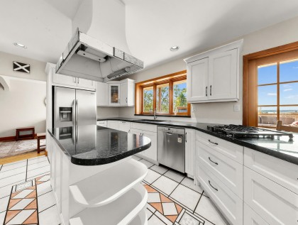 Photo 4 at 2148 Kings Avenue, Dundarave, West Vancouver