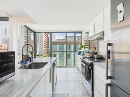 Photo 10 at 708 - 1188 Howe Street, Downtown VW, Vancouver West