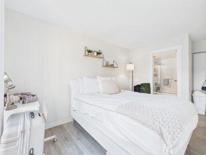 Photo 15 at 708 - 1188 Howe Street, Downtown VW, Vancouver West