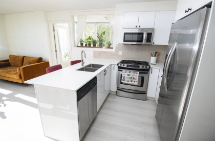 Photo 2 at 204 - 2483 Spruce Street, Fairview VW, Vancouver West