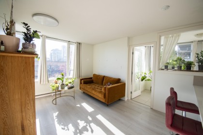 Photo 10 at 204 - 2483 Spruce Street, Fairview VW, Vancouver West