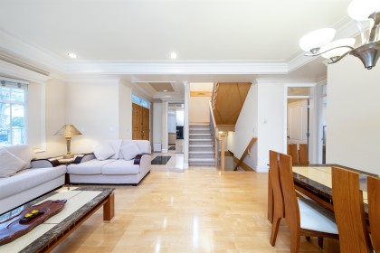 Photo 4 at 260 W 63rd Avenue, Marpole, Vancouver West