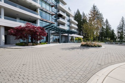 Photo 3 at 302 - 2958 Burfield Place, Cypress Park Estates, West Vancouver