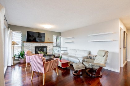 Photo 6 at 209 - 2211 W 2nd Avenue, Kitsilano, Vancouver West