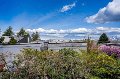 Photo 24 at 209 - 2211 W 2nd Avenue, Kitsilano, Vancouver West