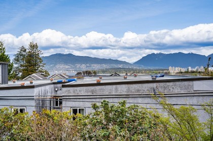 Photo 30 at 209 - 2211 W 2nd Avenue, Kitsilano, Vancouver West