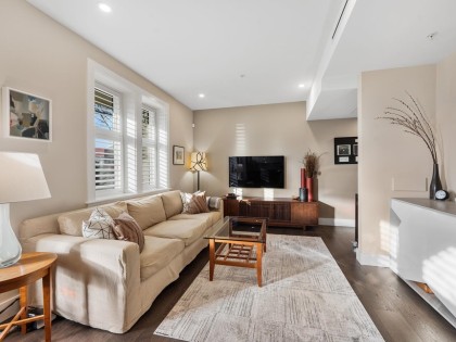 Photo 1 at 2898 Yukon Street, Mount Pleasant VW, Vancouver West