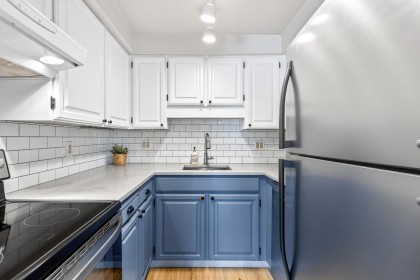 Photo 16 at 202 - 2057 W 3rd Avenue, Kitsilano, Vancouver West