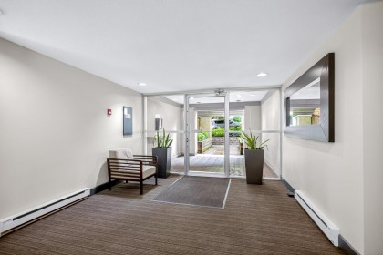 Photo 5 at 202 - 2057 W 3rd Avenue, Kitsilano, Vancouver West