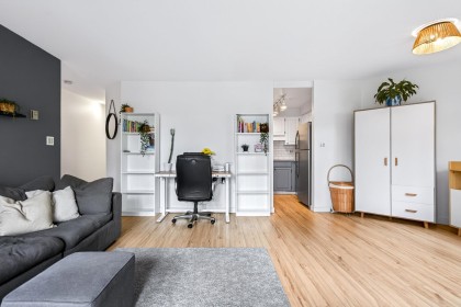 Photo 10 at 202 - 2057 W 3rd Avenue, Kitsilano, Vancouver West