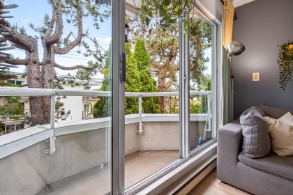 Photo 29 at 202 - 2057 W 3rd Avenue, Kitsilano, Vancouver West