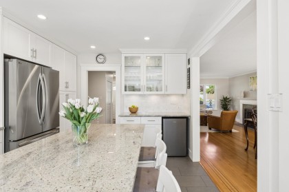 Photo 4 at 1256 Eastview Road, Westlynn, North Vancouver