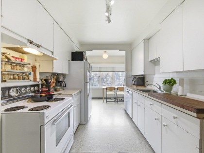 Photo 9 at 2506 W 15th Avenue, Kitsilano, Vancouver West