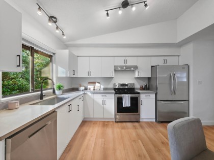 Photo 5 at 1777 Caledonia Avenue, Deep Cove, North Vancouver