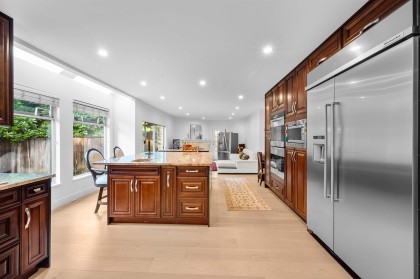 Photo 13 at 441 Inglewood Avenue, Cedardale, West Vancouver
