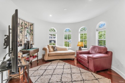 Photo 19 at 441 Inglewood Avenue, Cedardale, West Vancouver