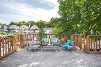 Photo 5 at 136 W 12th Avenue, Mount Pleasant VW, Vancouver West