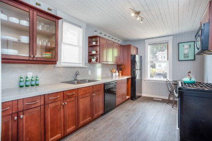 Photo 10 at 136 W 12th Avenue, Mount Pleasant VW, Vancouver West