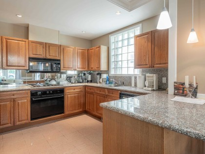 Photo 37 at 302 - 1520 Harwood Street, West End VW, Vancouver West
