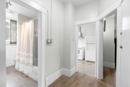 Photo 12 at 3425 W 8th Avenue, Kitsilano, Vancouver West