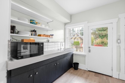 Photo 7 at 3425 W 8th Avenue, Kitsilano, Vancouver West