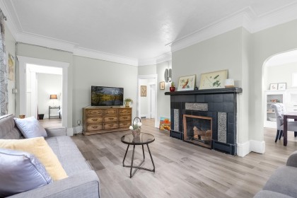 Photo 3 at 3425 W 8th Avenue, Kitsilano, Vancouver West