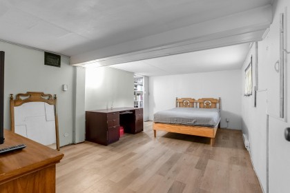 Photo 18 at 3425 W 8th Avenue, Kitsilano, Vancouver West