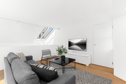 Photo 17 at 9 - 1934 Barclay Street, West End VW, Vancouver West