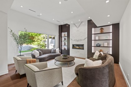 Photo 11 at 920 Melbourne Avenue, Edgemont, North Vancouver