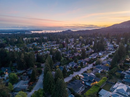 Photo 40 at 920 Melbourne Avenue, Edgemont, North Vancouver