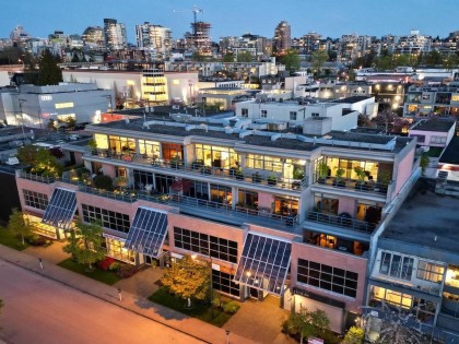 Photo 3 at 202 - 1750 W 2nd Avenue, False Creek, Vancouver West
