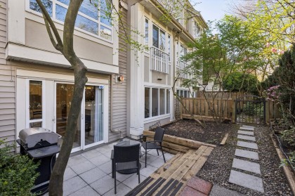 Photo 4 at 102 - 365 E 1st Street, Lower Lonsdale, North Vancouver