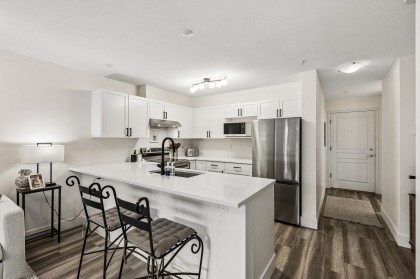 Photo 8 at 102 - 365 E 1st Street, Lower Lonsdale, North Vancouver