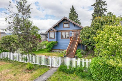 Photo 1 at 534 E 7th Street, Lower Lonsdale, North Vancouver