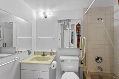 Photo 16 at 408 - 2370 W 2nd Avenue, Kitsilano, Vancouver West