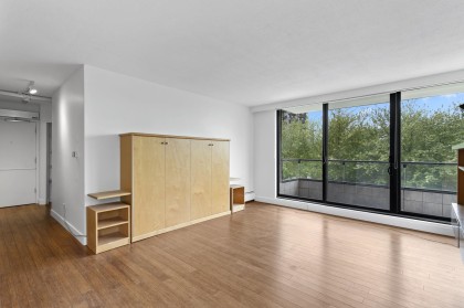 Photo 5 at 408 - 2370 W 2nd Avenue, Kitsilano, Vancouver West