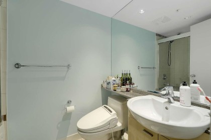 Photo 13 at 601 - 1408 Strathmore Mews, Yaletown, Vancouver West