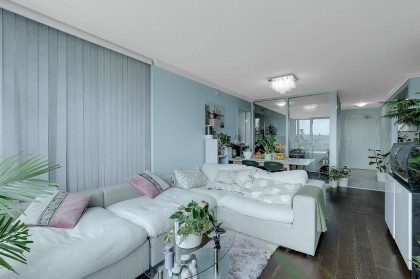 Photo 7 at 601 - 1408 Strathmore Mews, Yaletown, Vancouver West