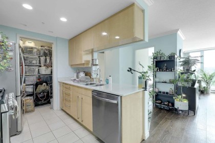 Photo 32 at 601 - 1408 Strathmore Mews, Yaletown, Vancouver West