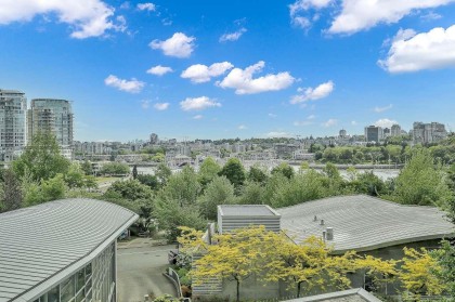 Photo 1 at 601 - 1408 Strathmore Mews, Yaletown, Vancouver West